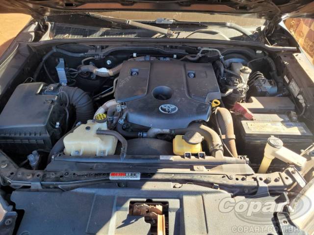 2016 TOYOTA HILUX CD 