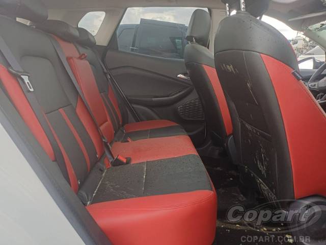 2026 CHEVROLET TRACKER 