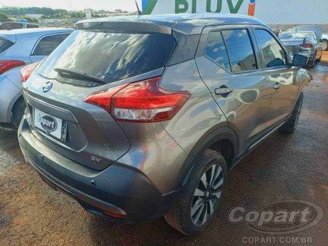 2019 NISSAN KICKS 