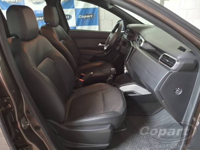 2024 RENAULT DUSTER 