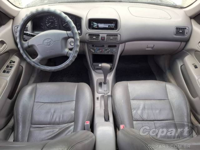 2002 TOYOTA COROLLA 