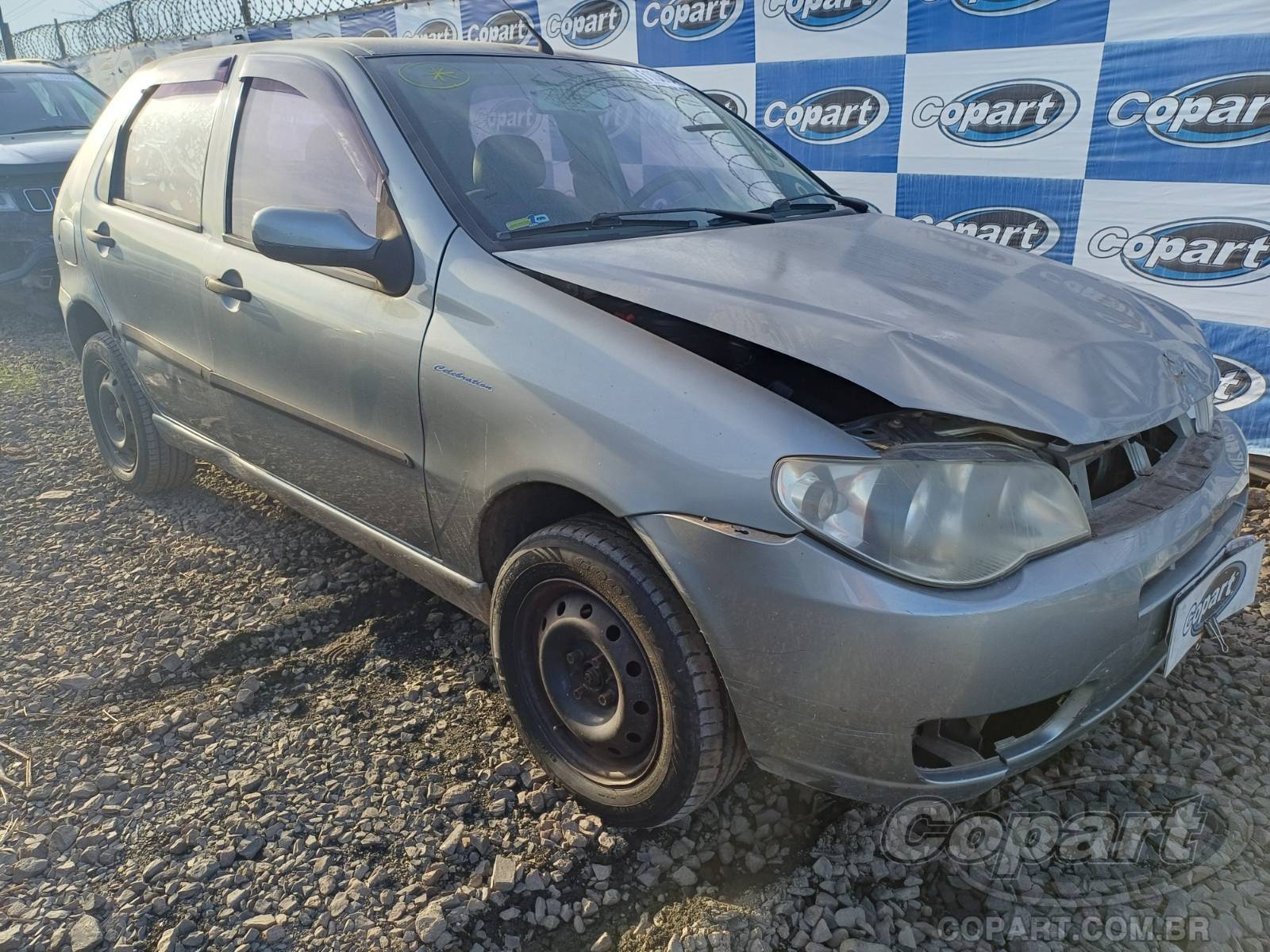 Fiat Palio 2007 em leilão
