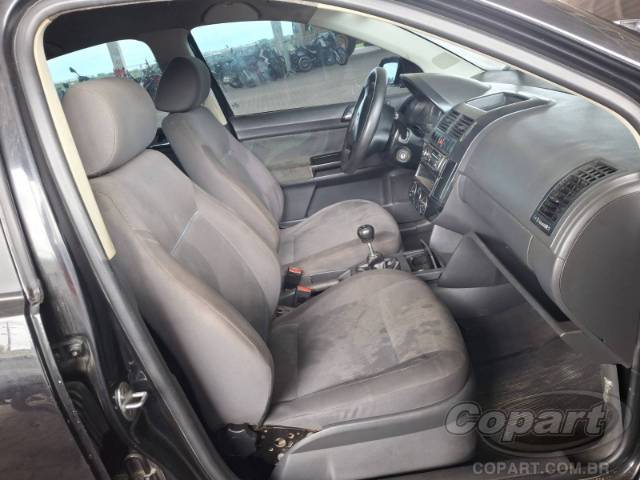 2009 VOLKSWAGEN POLO SEDAN 