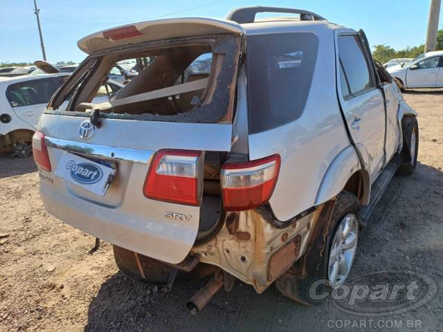 2009 TOYOTA HILUX SW4 