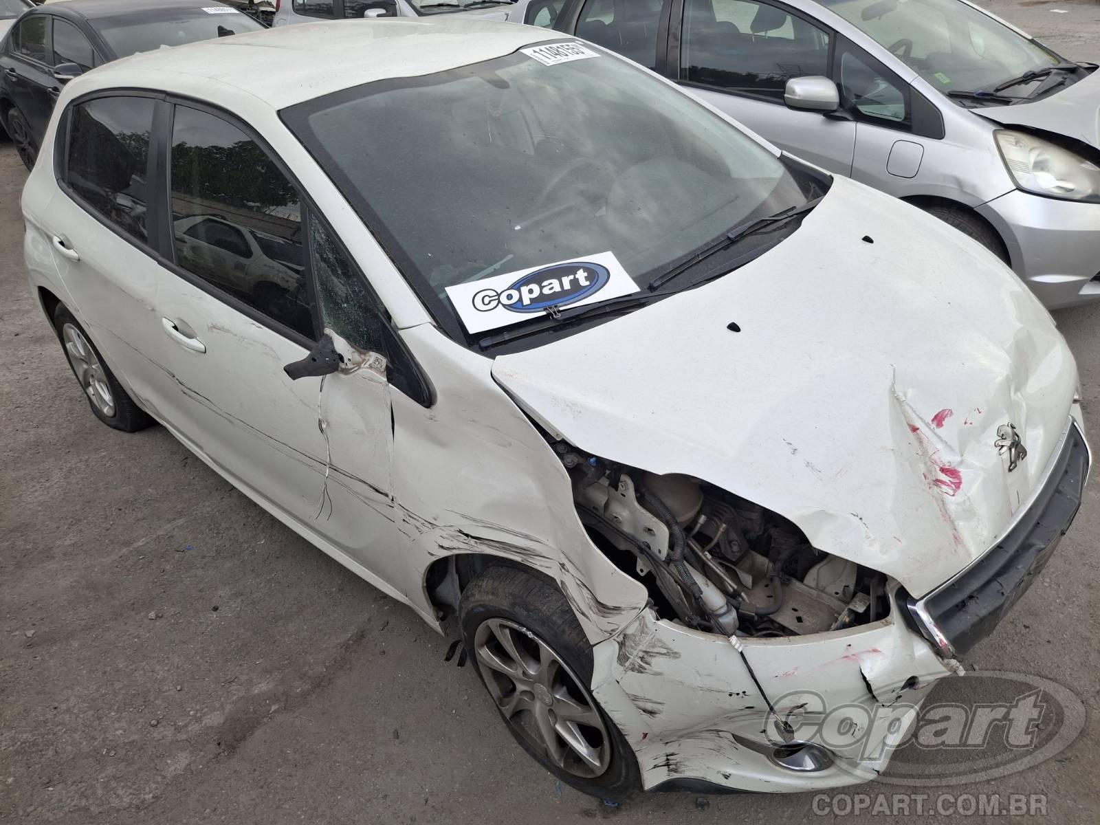 2015 PEUGEOT 208