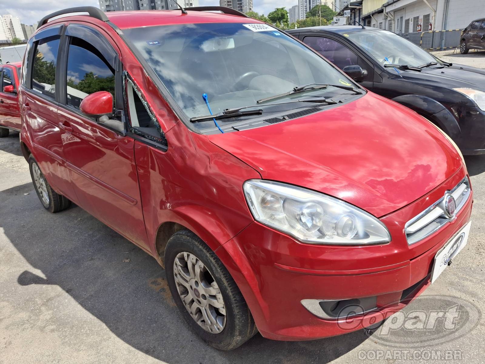 Veículo Fiat Idea Fiat Idea Attractive 1.4 Fire 2014 Colisão Lateral Pequena Monta 2014 em leilão