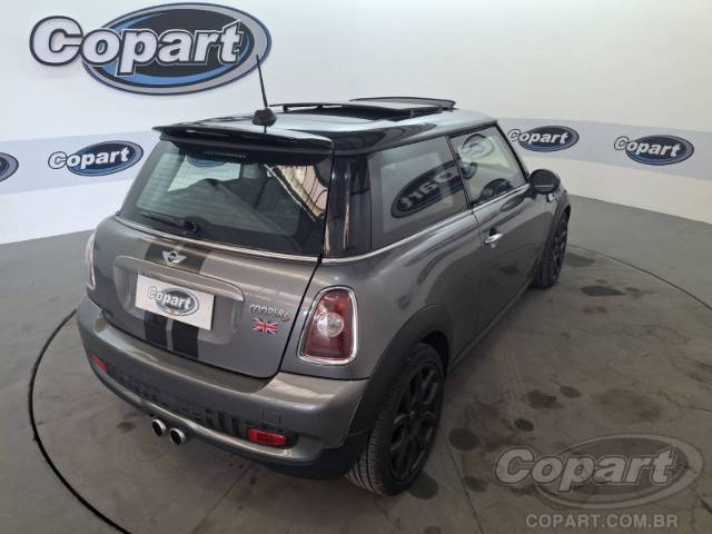 2010 MINI COOPER 