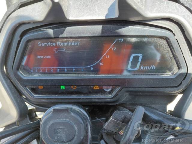 2025 BAJAJ DOMINAR 