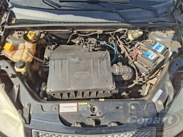 2010 FORD FIESTA 