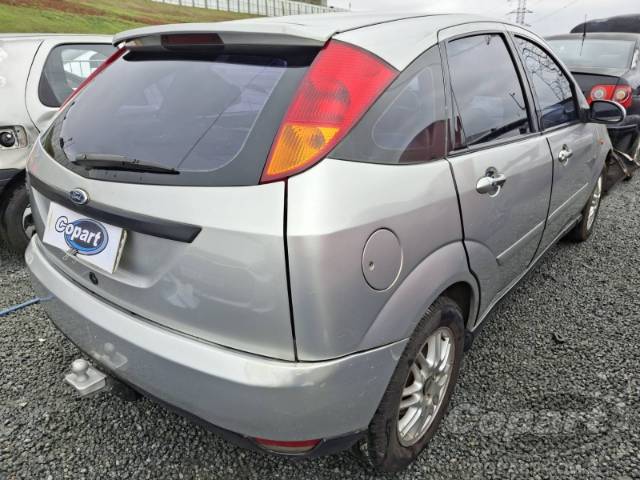 2001 FORD FOCUS 