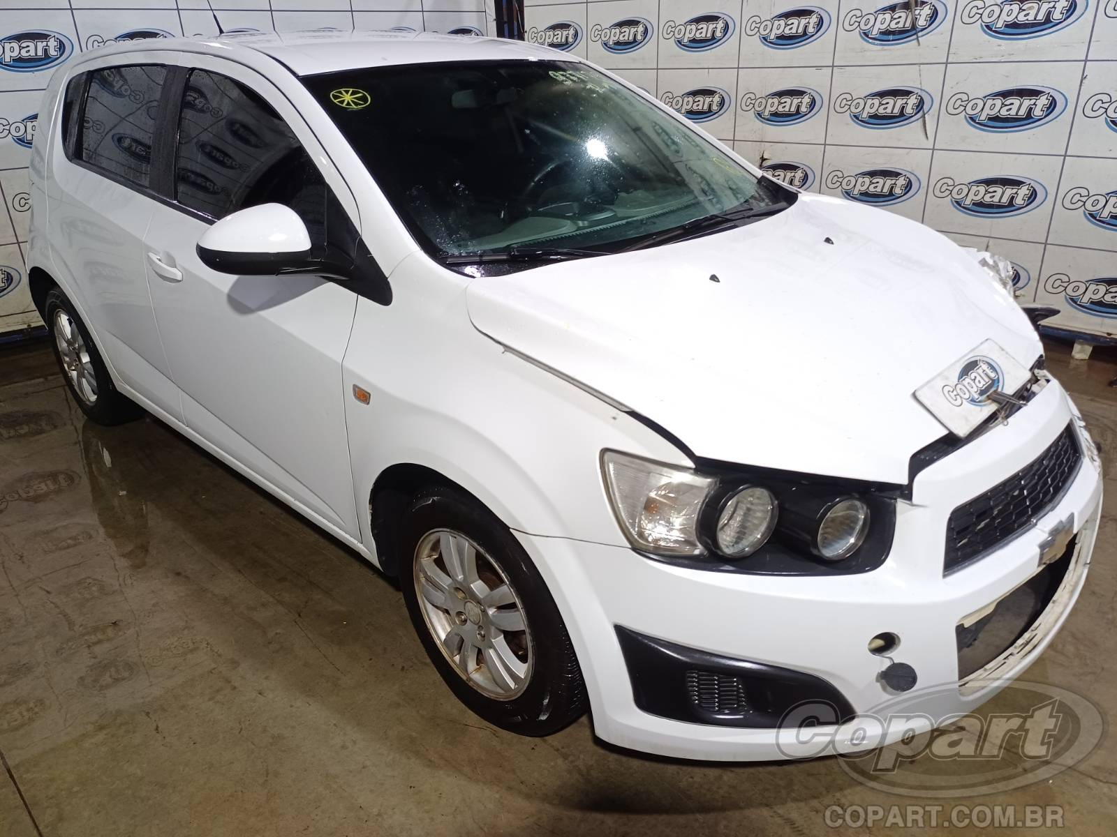 Veículo GM - Chevrolet Sonic Chevrolet Sonic LT 1.6 16V Ecotec 2014 Pequena Monta 2014 em leilão