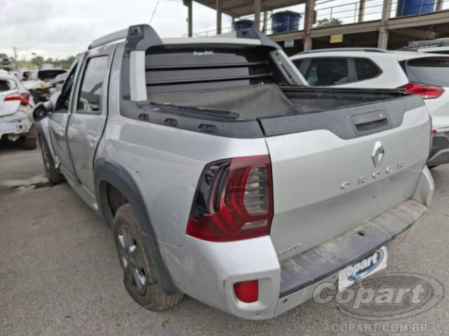 2021 RENAULT DUSTER OROCH 