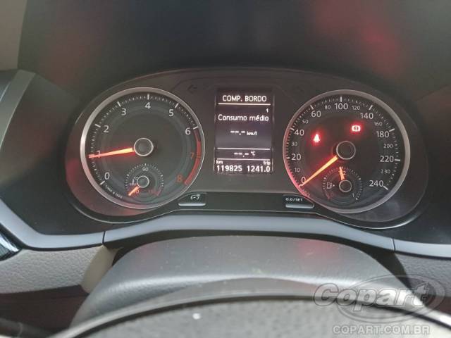 2018 VOLKSWAGEN VOYAGE 