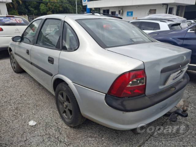 1999 CHEVROLET VECTRA 