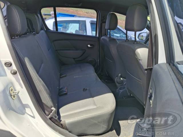 2024 RENAULT SANDERO 