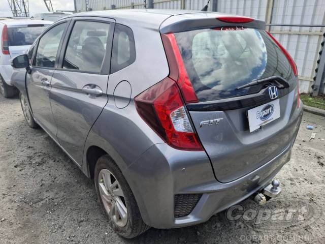 2016 HONDA FIT 