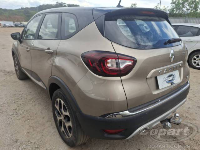 2022 RENAULT CAPTUR 