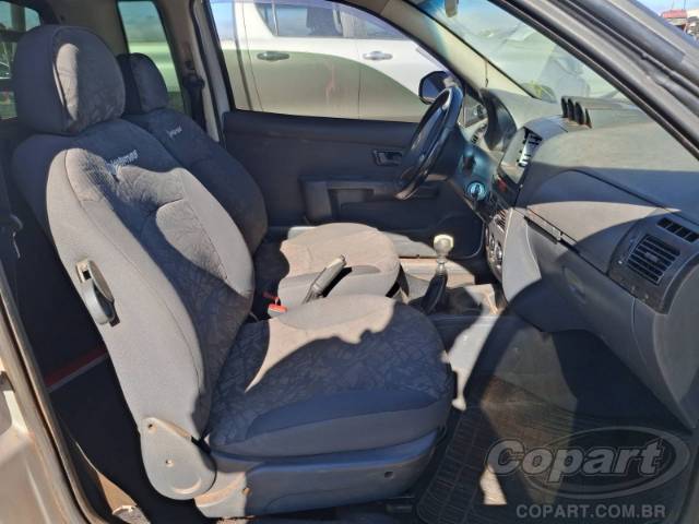 2009 FIAT STRADA 