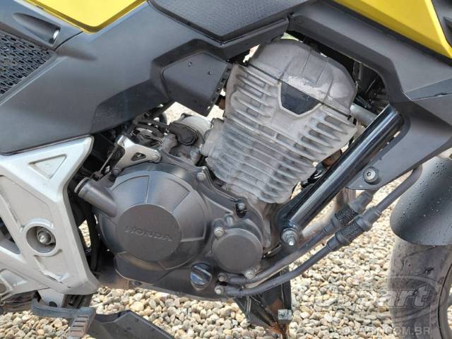 2023 HONDA CB 300F 