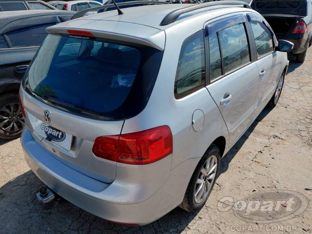 2013 VOLKSWAGEN SPACEFOX 