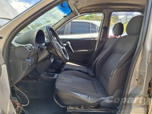 2005 CHEVROLET CLASSIC 