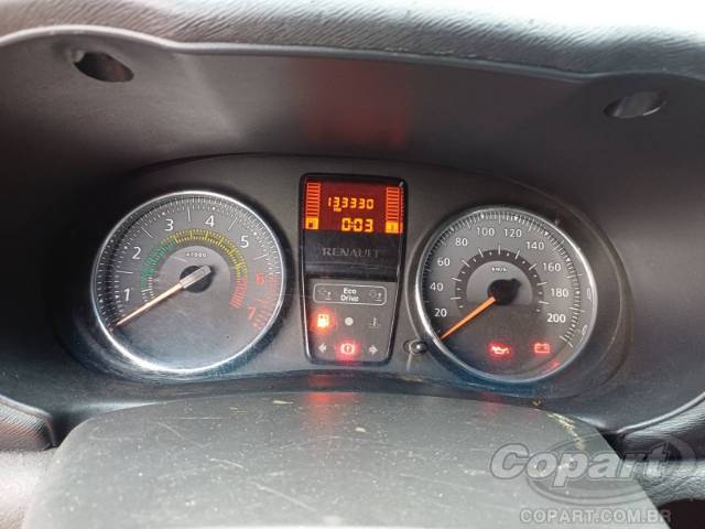 2015 RENAULT CLIO 