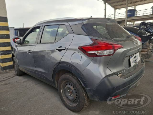 2020 NISSAN KICKS 