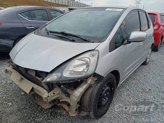 2011 HONDA FIT 