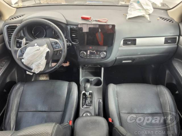2014 MITSUBISHI OUTLANDER 