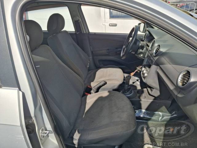 2013 VOLKSWAGEN GOL 