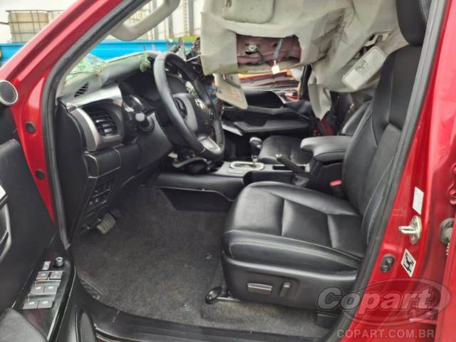 2024 TOYOTA HILUX CD 