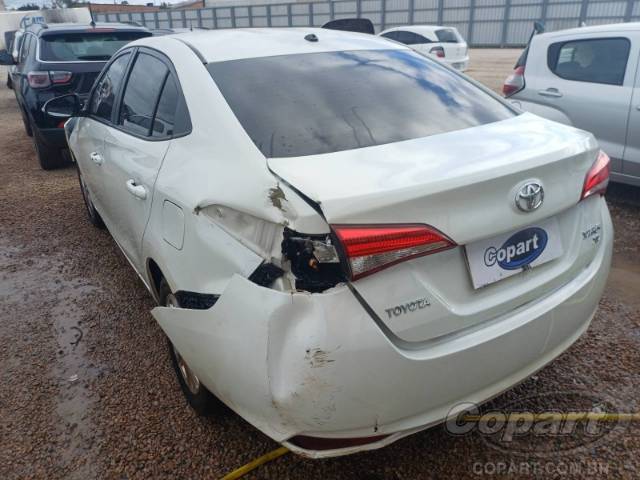 2019 TOYOTA YARIS SEDA 