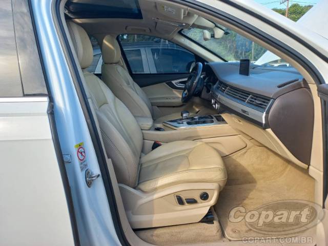 2016 AUDI Q7 