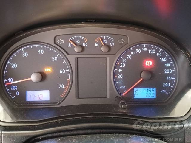 2005 VOLKSWAGEN POLO SEDAN 