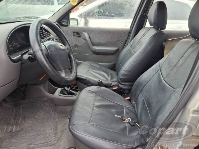 2002 FORD FIESTA SEDAN 