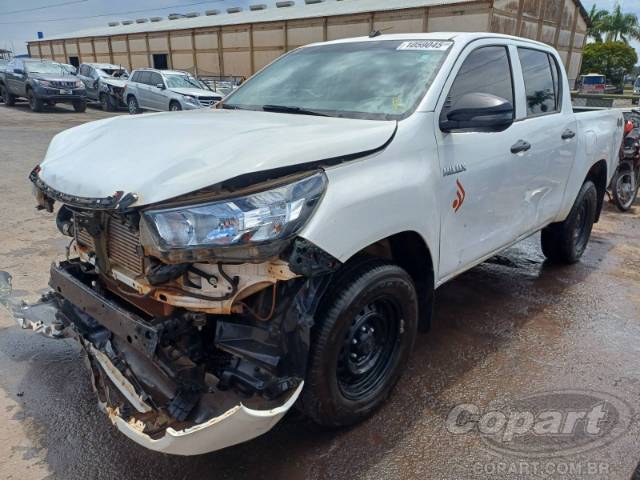 2025 TOYOTA HILUX CD 
