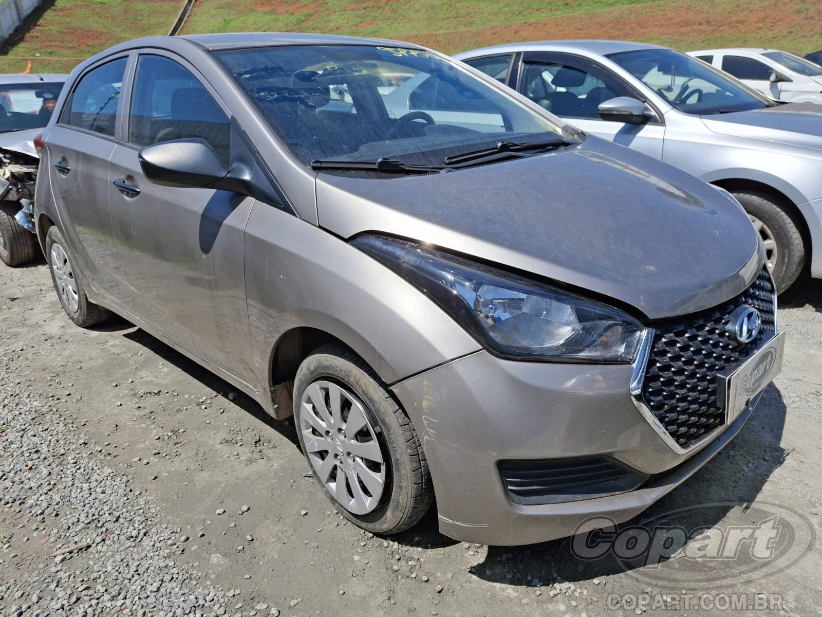 Hyundai HB20 Unique 1.0 12V CVVT 2019 Pequena Monta