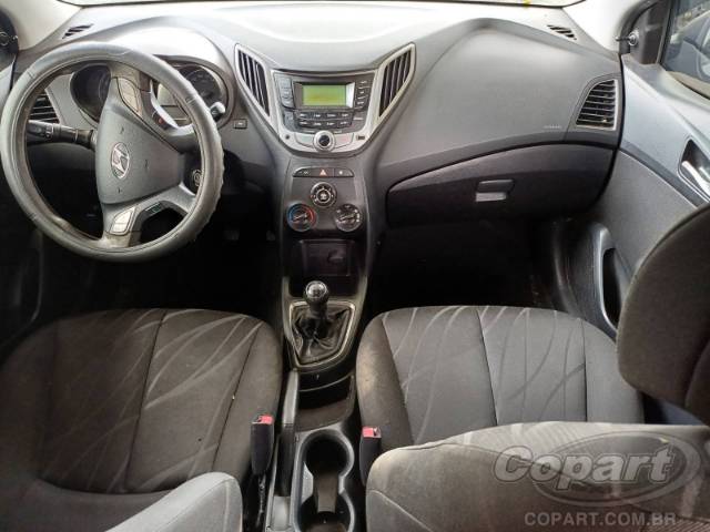 2014 HYUNDAI HB20S 