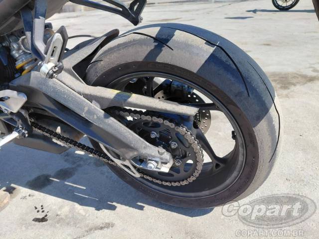 2025 TRIUMPH STREET TRIPLE 