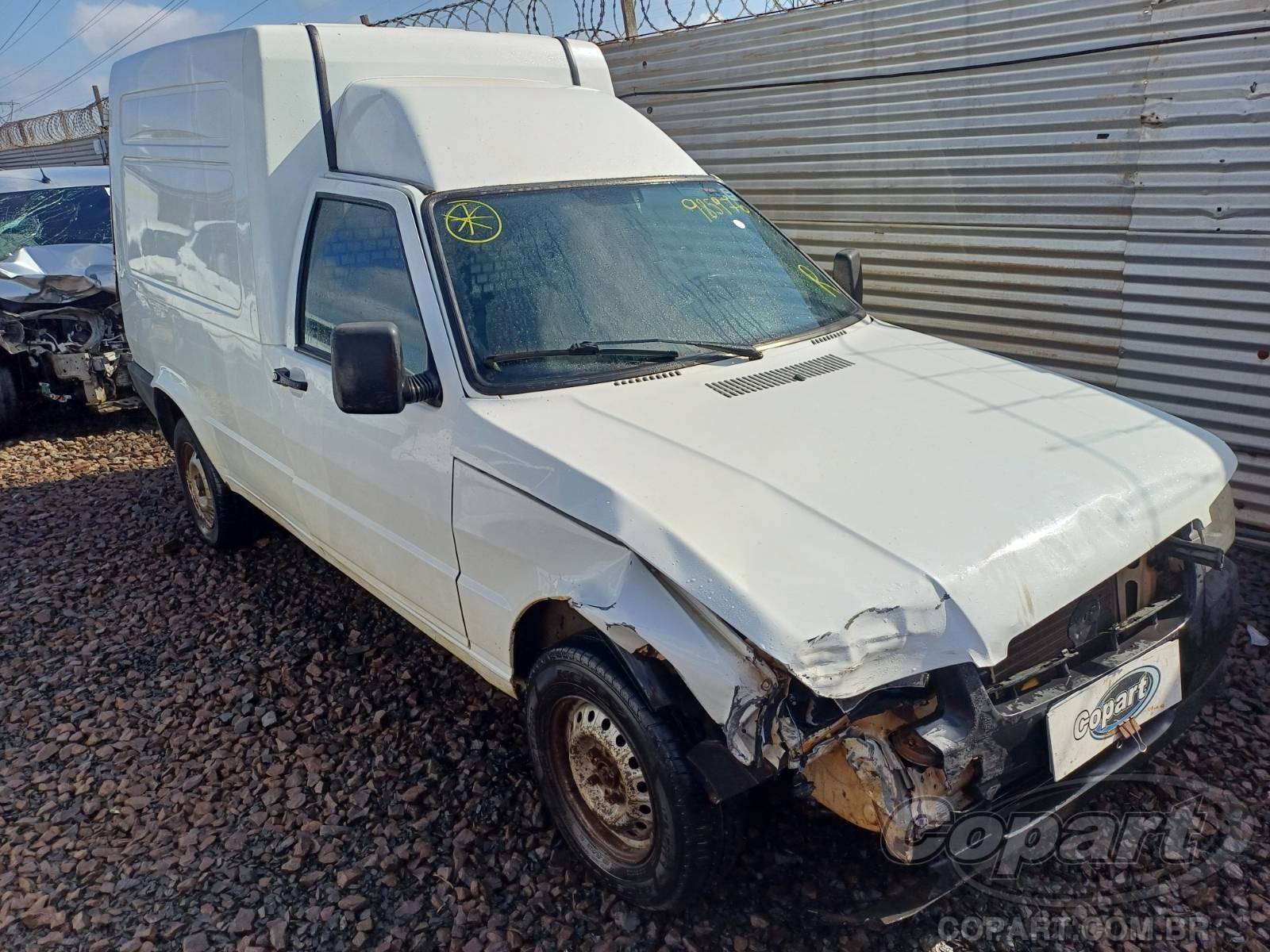 Fiat Fiorino Furgão Flex 1.3 Fire 2010 Médio Dano Frontal
