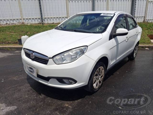 2016 FIAT GRAND SIENA 