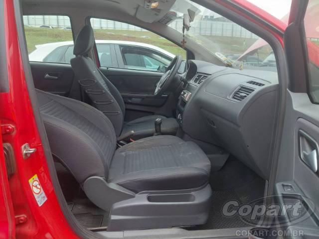 2011 VOLKSWAGEN FOX 
