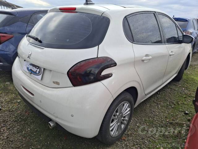 2017 PEUGEOT 208 