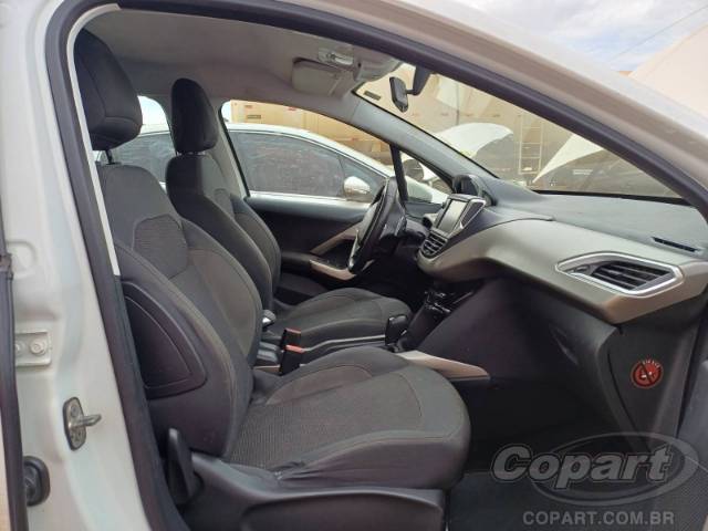 2017 PEUGEOT 2008 