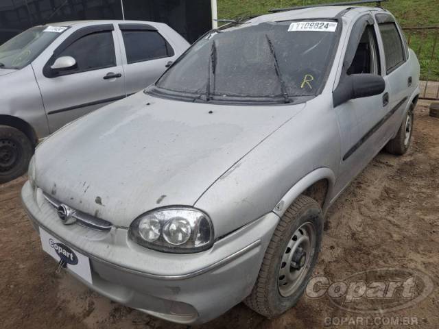 1999 CHEVROLET CORSA SEDAN 