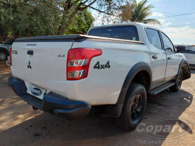 2022 MITSUBISHI L200 TRITON 