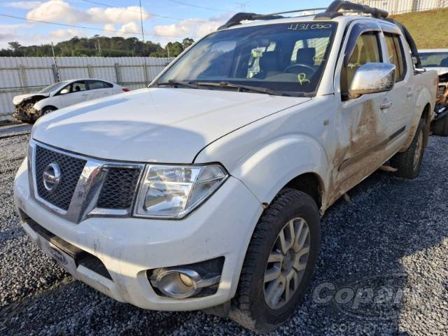 2016 NISSAN FRONTIER CD 