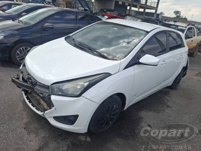 2015 HYUNDAI HB20 