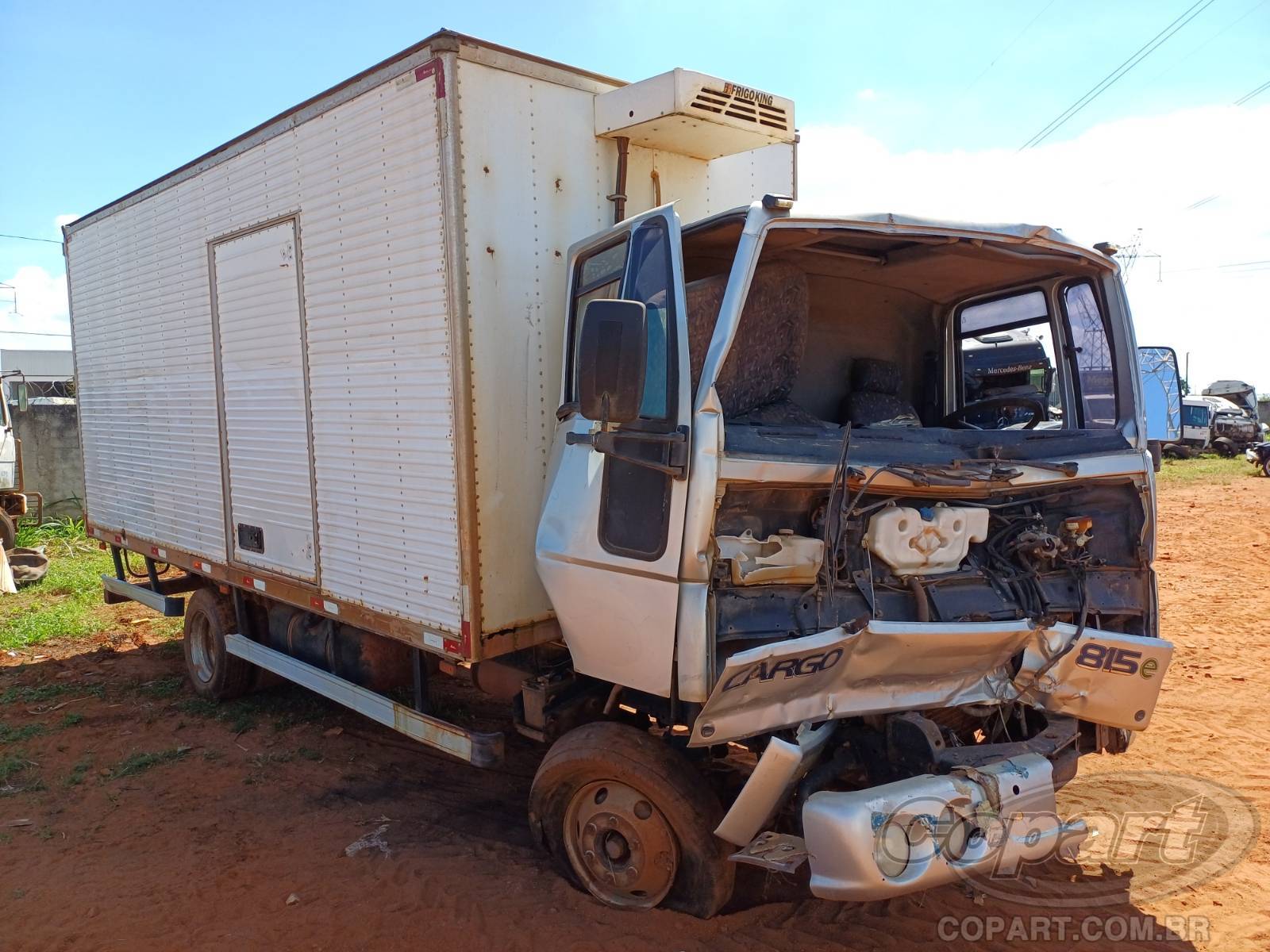 Ford Cargo 815 3.9 Turbo 2012 Médio Dano