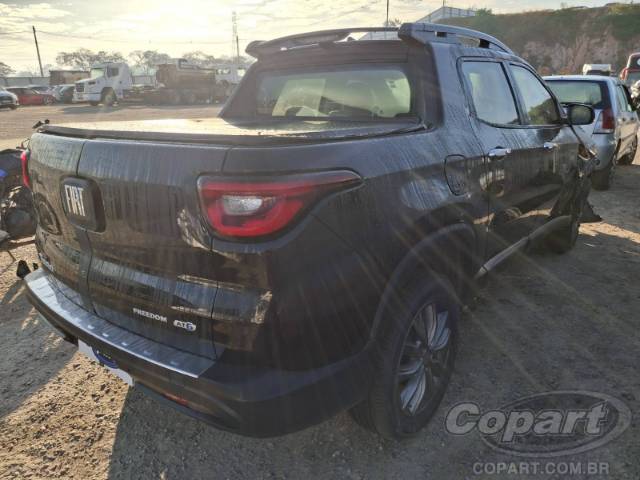 2017 FIAT TORO 